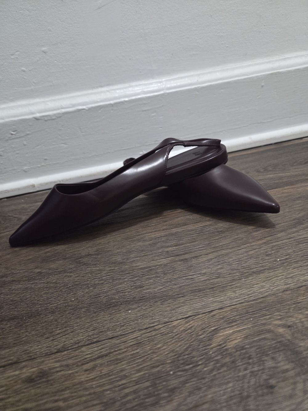 H&M Burgundy size 9 Pointed Toe Slingback Stiletto Heels Womens